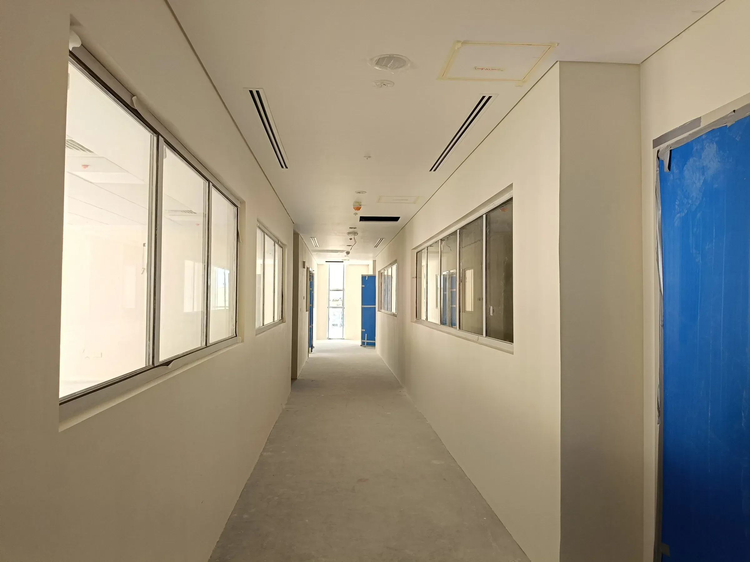School corridor with AAC partition panels